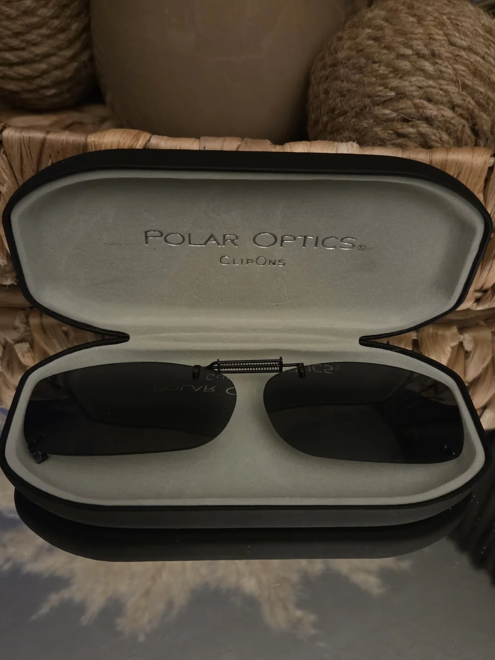 Vintage Polar Optics Clip-On Sunglasses Polarized Black Frameless Shades w/ Case